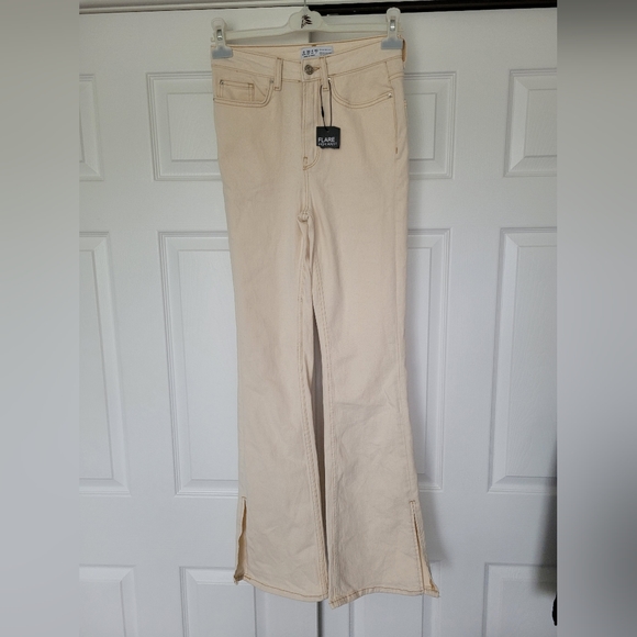 Denim & Co Women's Stretch Cotton Jeans Flare Leg Side Slits Cream US 4 - Picture 16 of 16